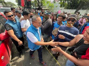 Kala Zulhas Sapa Warga Cirebon