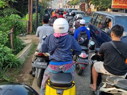 Hari Pertama Anak Sekolah, Sejumlah Jalan di Depok Macet
