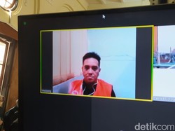 Bechi Terdakwa Pencabulan Santri Hadiri Sidang Secara Online dari Rutan