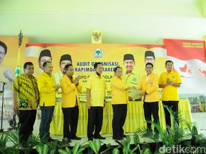 Golkar Lumajang Usulkan Airlangga Jadi Capres 2024-Sarmuji Cagub Jatim