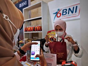 Top! Pengguna BNIDirect Tembus 138 Ribu di Semester I 2023 Top! Pengguna BNIDirect Tembus 138 Ribu di Semester I 2023