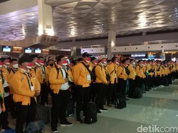 BP2MI Lepas 245 PMI ke Korsel, Bakal Kerja Bidang Manufaktur-Perikanan