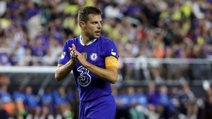LAS VEGAS, NEVADA - JULY 16: Cesar Azpilicueta #28 of Chelsea reacts after scoring an own goal during a preseason friendly match against Club América at Allegiant Stadium on July 16, 2022 in Las Vegas, Nevada. Chelsea defeated Club América 2-1. (Photo by Ethan Miller/Getty Images)