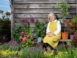 Jadi Chef Selama 40 Tahun, Wanita Ini Enggan Pensiun