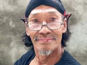 Mengenal Djajus Pete, Sastrawan Jawa Tulen yang Nyentrik Abis Mengenal Djajus Pete, Sastrawan Jawa Tulen yang Nyentrik Abis