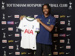 Belanja Terus! Tottenham Resmi Gaet Djed Spence, Jadi Pemain Baru ke-6