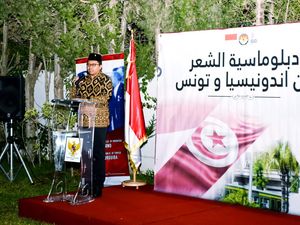 KBRI Tunis Gelar Diplomasi Puisi Indonesia-Tunisia, Perkokoh Persahabatan KBRI Tunis Gelar Diplomasi Puisi Indonesia-Tunisia, Perkokoh Persahabatan