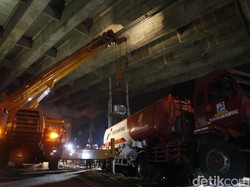 Pertamina Sebut Pemindahan Truk Kecelakaan di Cibubur Berjalan Aman