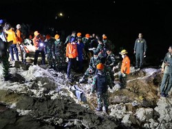 Video soal Detik-detik Pesawat Golden Eagle Jatuh di Blora