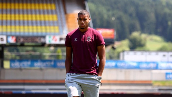 Gavin Bazunu WOLFSBERG, AUSTRIA - JULY 16: Gavin Bazunu of Southampton ahead of the pre-season friendly match between RB Leipzig and Southampton FC, at the Lavanttal-Arena, on July 16, 2022 in Wolfsberg, Austria. (Photo by Matt Watson/Southampton FC via Getty Images)