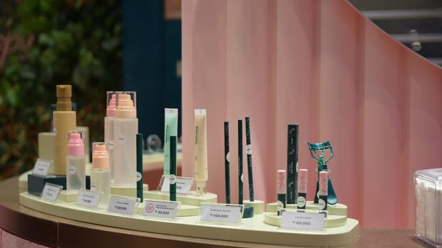 Gerai offline Luxcrime di Central Park Mall