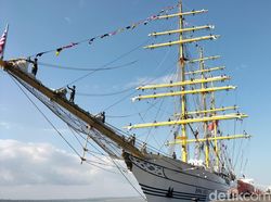KRI Bima Suci Berlayar Bawa Misi Diplomasi Bangsa