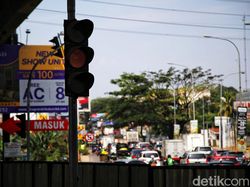 Potret Kemacetan di Jalan Transyogi Cibubur Imbas U-Turn Al-Azhar Ditutup