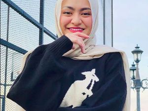 Nathalie Holscher Akui Sempat Niat Lepas Hijab Nathalie Holscher Akui Sempat Niat Lepas Hijab