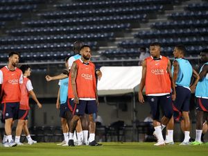 Trio PSG Beraksi! Messi, Neymar, Mbappe Peragakan Serangan Mematikan