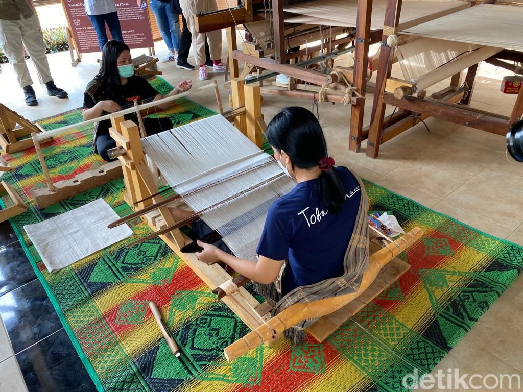 Industri Kreatif Jadi Penopang Ekonomi Bangsa, BRI Aktif Lestarikan Wastra Industri Kreatif Jadi Penopang Ekonomi Bangsa, BRI Aktif Lestarikan Wastra