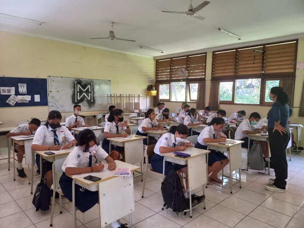 Suardana: Gubernur Koster Robohkan Monumen Pendidikan Bali