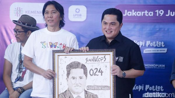 Karikatur Erick Thohir 024 di Markas Slank