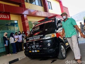 Pasutri Korban Kecelakaan Maut Cibubur Diserahkan RS Polri ke Keluarga