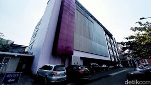 Suasana RS Permata Cibubur yang Rawat Korban Kecelakaan Maut