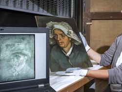 X-ray Ungkap Lukisan Potret Diri Vincent van Gogh yang Tersembunyi