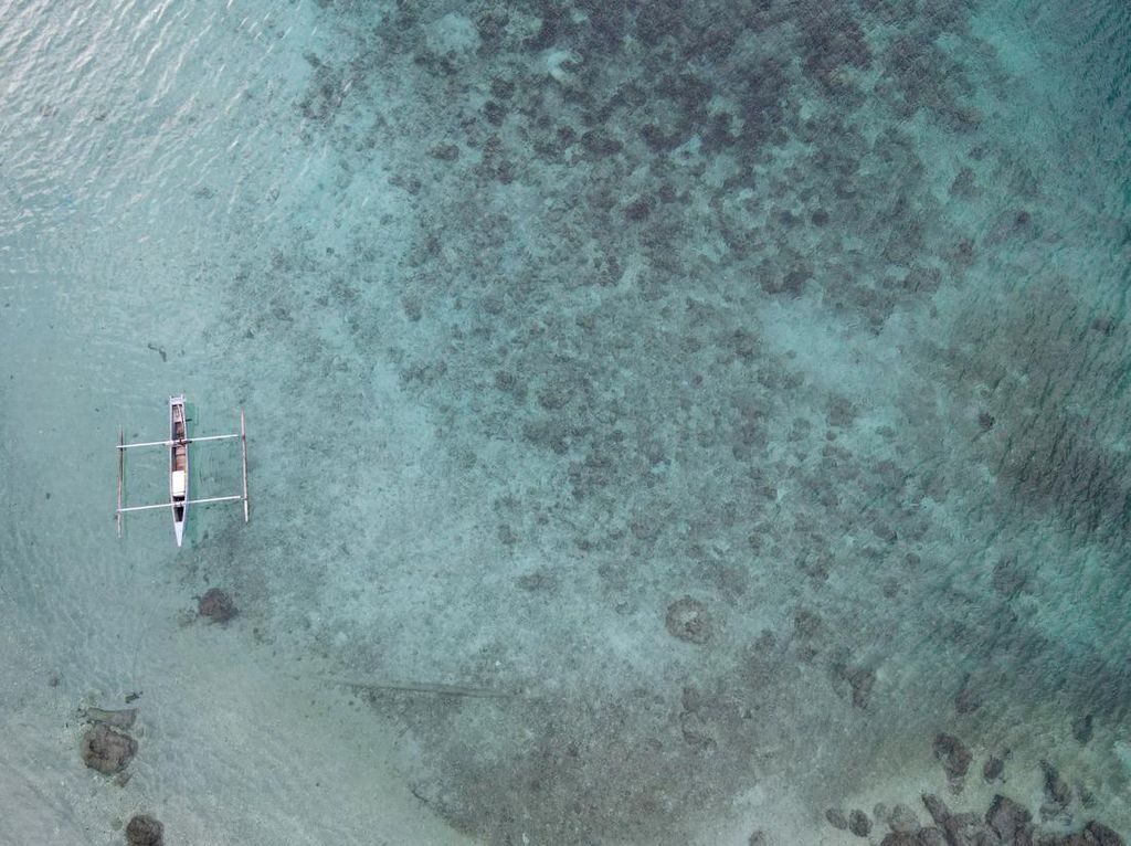 Ada Pasir Pantai Warna Biru di Negara Ini, Kok Bisa? Ada Pasir Pantai Warna Biru di Negara Ini, Kok Bisa?