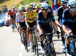 Etape 16 TDF 2022, Pogacar Bombardir Pertahanan Vingegaard Etape 16 TDF 2022, Pogacar Bombardir Pertahanan Vingegaard