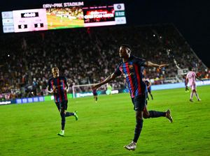 Momen Barcelona Pesta Gol ke Gawang Inter Miami di Pramusim