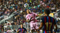 Pesta gol Bercelona ditutup oleh aksi individu Dembele. Hingga pertandingan usai, Barcelona menang 6-0 atas Inter Miami FC.
