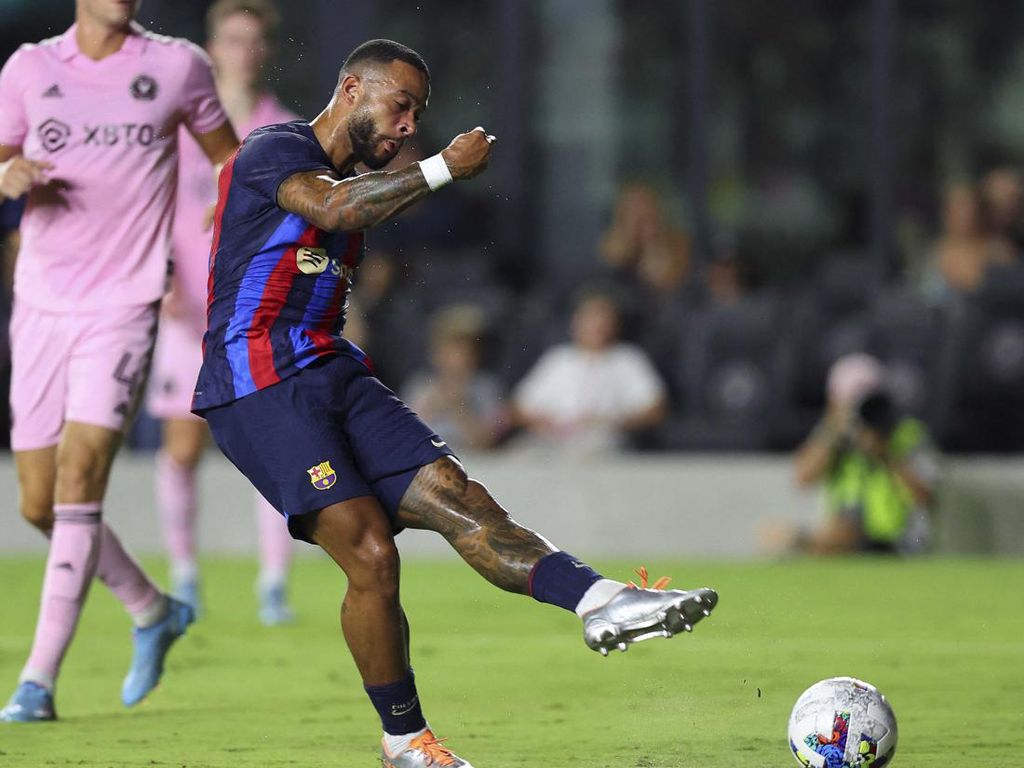 Juventus Bidik Bintang Barcelona dan PSG Juventus Bidik Bintang Barcelona dan PSG