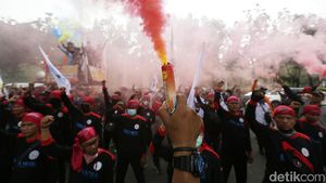 Unjukrasa Buruh Minta Anies Banding dan Perjuangkan UMP Rp 4,6 Juta