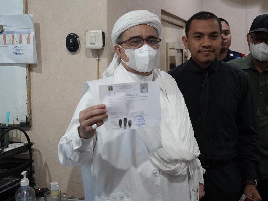 Klaim Habib Rizieq Jadi Tahanan Kota Ditepis Kemenkum HAM Klaim Habib Rizieq Jadi Tahanan Kota Ditepis Kemenkum HAM