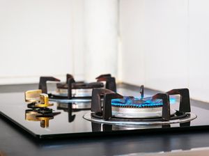 Jangan Salah Pilih! Ini Perbandingan Kompor Induksi dan Kompor Gas Jangan Salah Pilih! Ini Perbandingan Kompor Induksi dan Kompor Gas