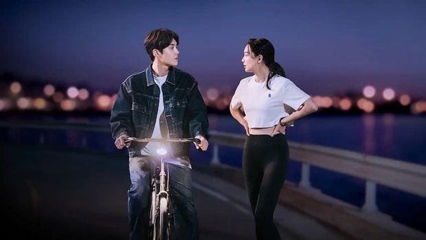 Ilustrasi orang Korea yang rajin bergerak