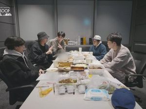Keseruan Wooga Squad Bersantai di In the Soop: Friendcation Keseruan Wooga Squad Bersantai di In the Soop: Friendcation