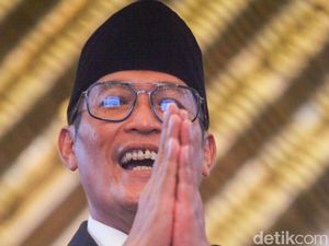 IHSG Moncer, Investor Asing Borong Saham Emiten RI hingga Rp 20 Triliun