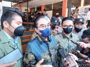 Kuasa Hukum Bos SMA SPI Salut Jaksa Tunda Pembacaan Tuntutan Kuasa Hukum Bos SMA SPI Salut Jaksa Tunda Pembacaan Tuntutan