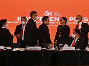 Komitmen Dewan Komisioner OJK 2022-2027 Komitmen Dewan Komisioner OJK 2022-2027