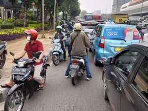 Kebocoran Pipa Gas Sudah Ditangani, Lalin MT Haryono Kembali Normal Kebocoran Pipa Gas Sudah Ditangani, Lalin MT Haryono Kembali Normal