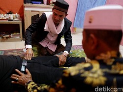 Klinik Pengobatan Mak Erot Juga Bisa Tangani Keluhan Mr P Patah