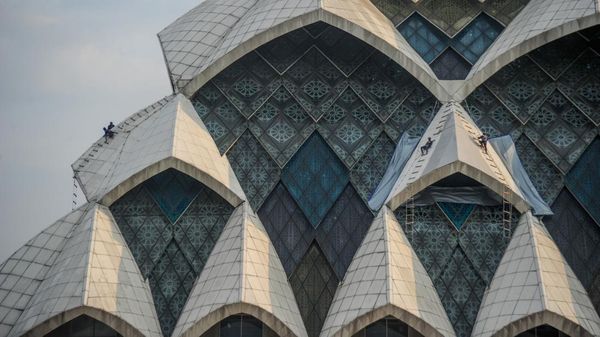 Terkini dari Proyek Masjid Raya Al Jabbar yang Dinanti Warga Bandung