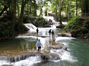 Menikmati Surga Kecil di Air Terjun Pilaweanto Banggai