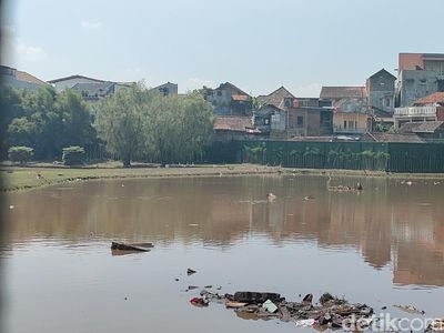 Potret Kolam Raksasa Kandang Arapaima yang Lepas di Garut