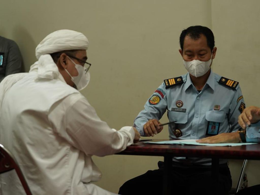 Kemenkumham Jawab Status Habib Rizieq Tahanan Kota: Pemahaman Keliru