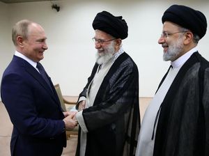 Putin ke Iran, Dapat Dukungan Kuat soal Invasi Ukraina Putin ke Iran, Dapat Dukungan Kuat soal Invasi Ukraina