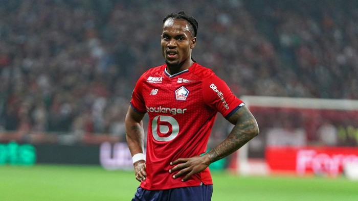 LILLE, FRANCE - APRIL 16: Renato Sanches of Lille OSC during the Ligue 1 Uber Eats match between Lille OSC and RC Lens at Stade Pierre Mauroy on April 16, 2022 in Lille, France. (Photo by Sylvain Lefevre/Getty Images)
