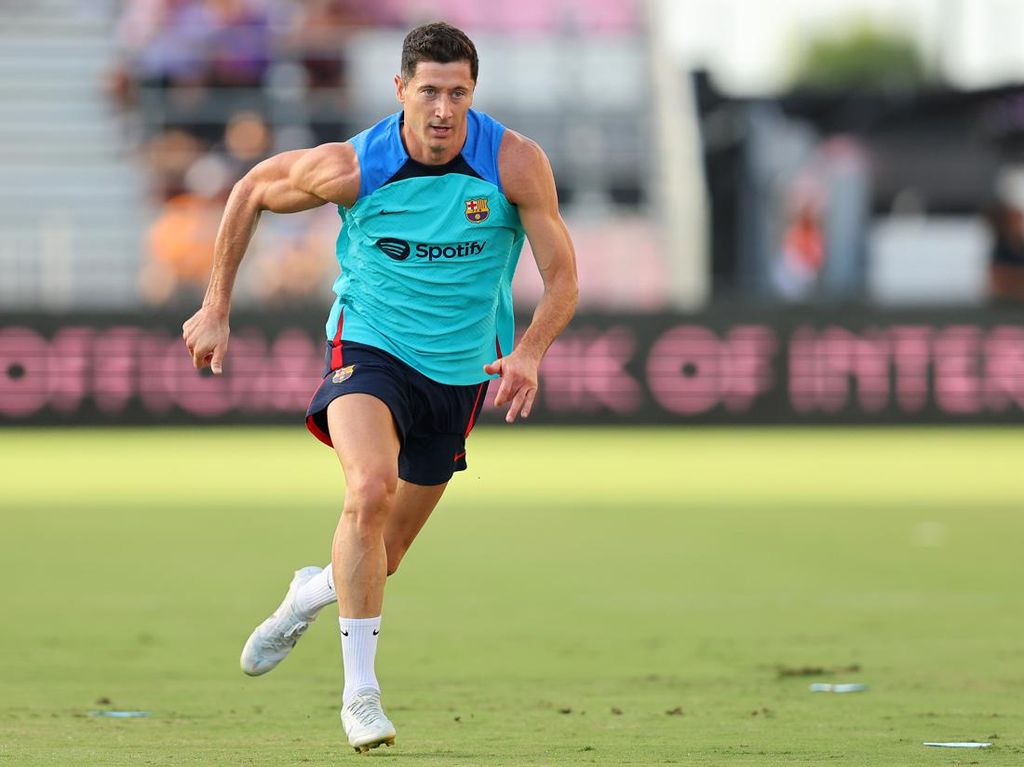 Eric Garcia Senang Lewandowski sang Peneror Gabung Barcelona Eric Garcia Senang Lewandowski sang Peneror Gabung Barcelona