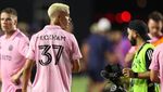Foto: Anak Neville dan Beckham Ikut Kena Bantai Barca