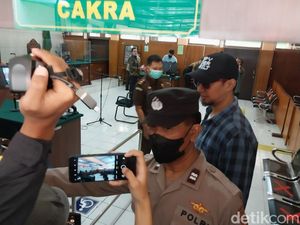 Sidang Tuntutan Kekerasan Seksual Bos SMA SPI Ditunda, Pengamat: Wajar Sidang Tuntutan Kekerasan Seksual Bos SMA SPI Ditunda, Pengamat: Wajar