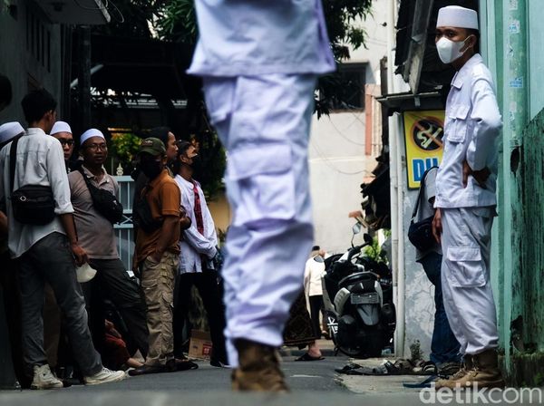 Habib Rizieq Bebas, Petamburan Dijaga Laskar